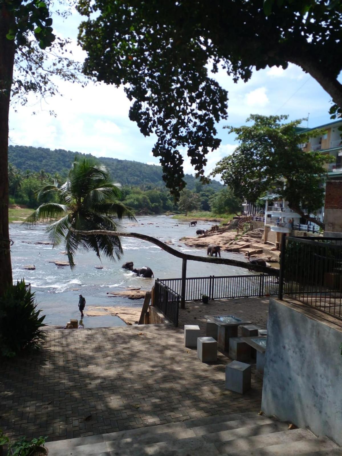 The Villa Sun Shine Batepola  Bagian luar foto